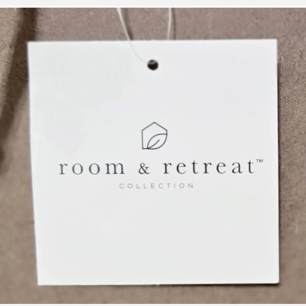 New Room & Retreat Cheers Wood Word Art Sign Wall Décor Bar Wine Theme